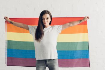FTC Finally Comes for the Gender Snake Oil Salesmen Who Lied to Parents About 'Safe' Puberty Blockers